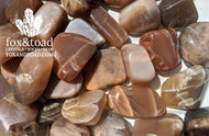 Moonstone, Peach Tumbled Stones