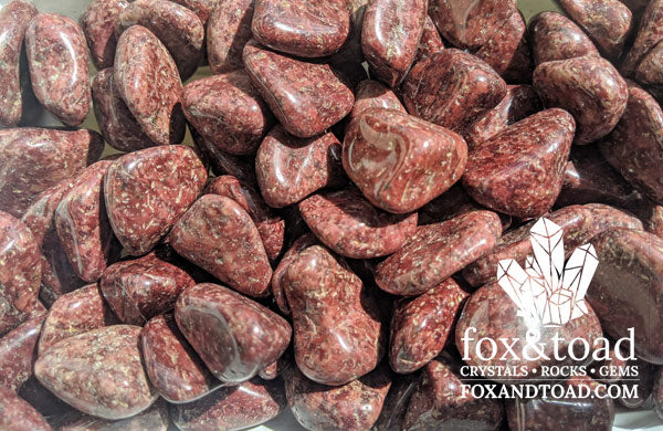 Quartz, Red Wine Tumbled Stones